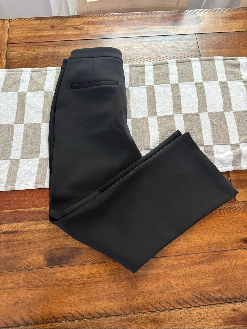 Good American Scuba Pants
